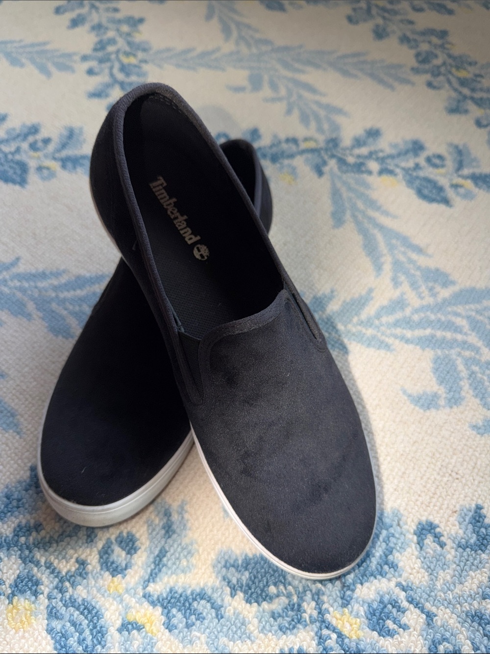 Timberland Men's Black Suede Slip-On Loafers with White Sole - Picture 2 of 8